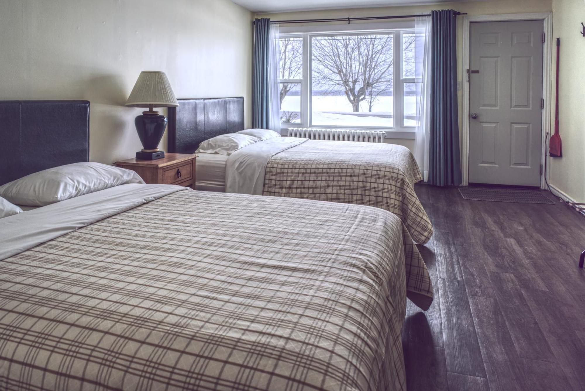 Lakeside Inn أوريليا المظهر الخارجي الصورة