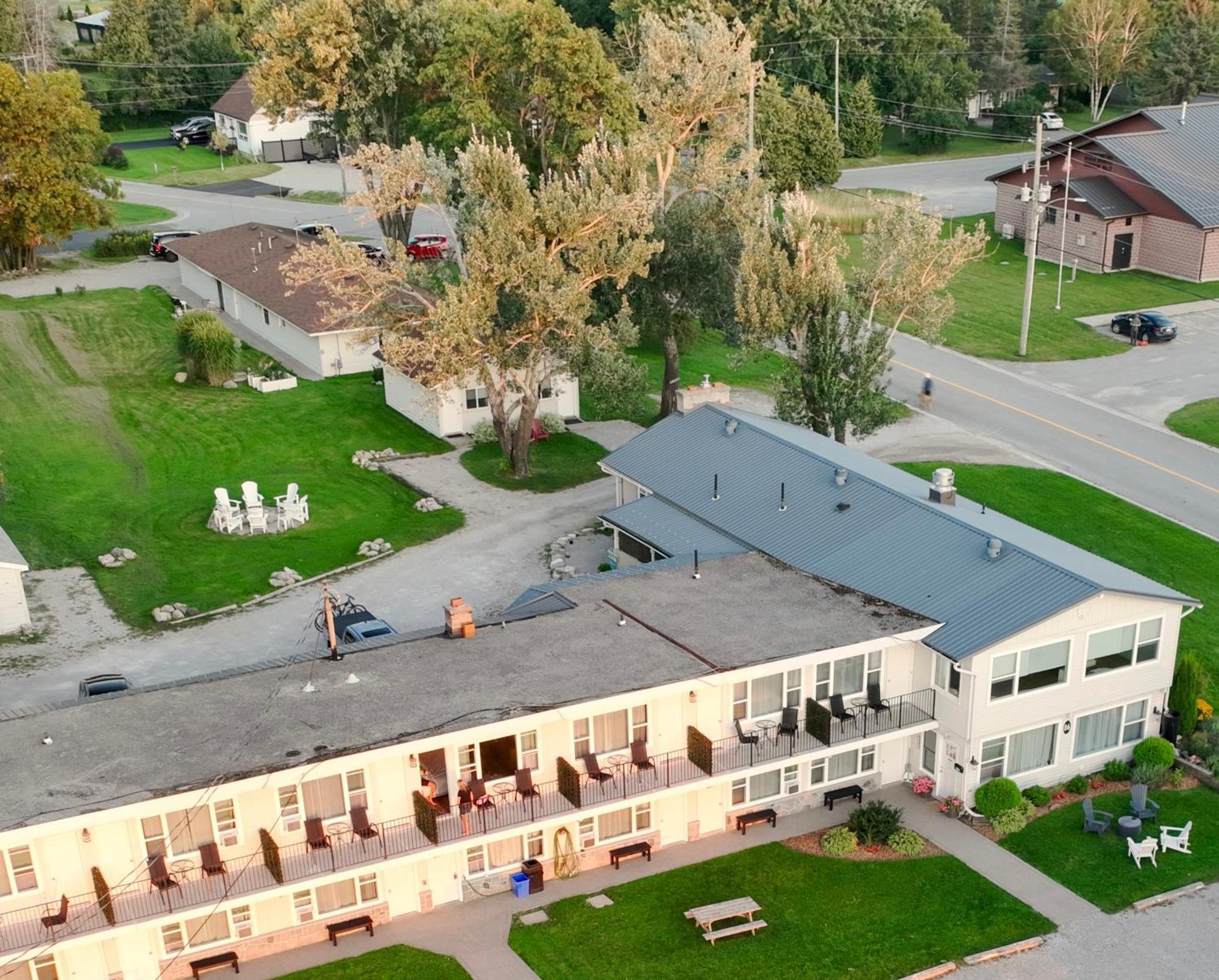Lakeside Inn أوريليا المظهر الخارجي الصورة
