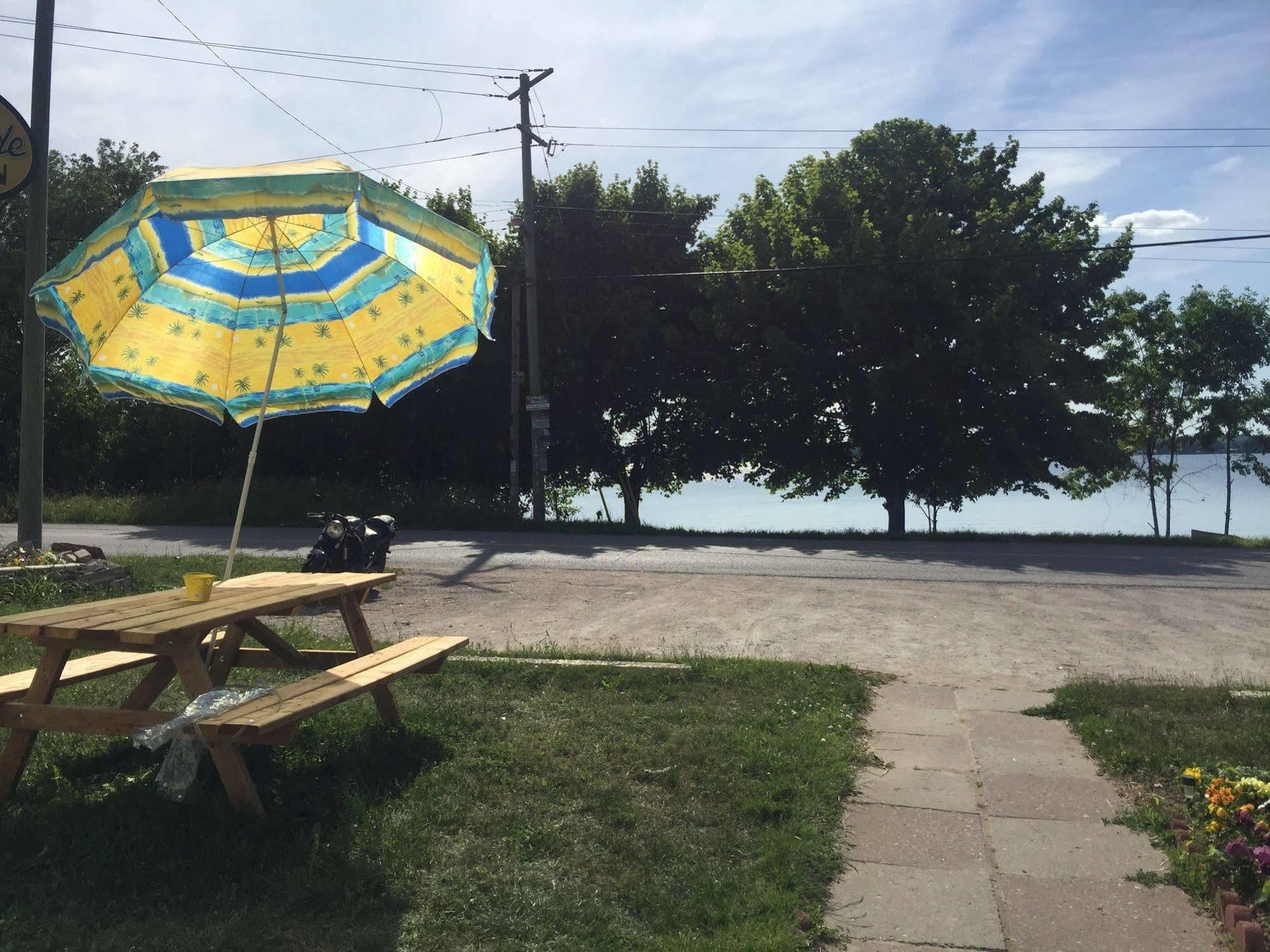 Lakeside Inn أوريليا المظهر الخارجي الصورة