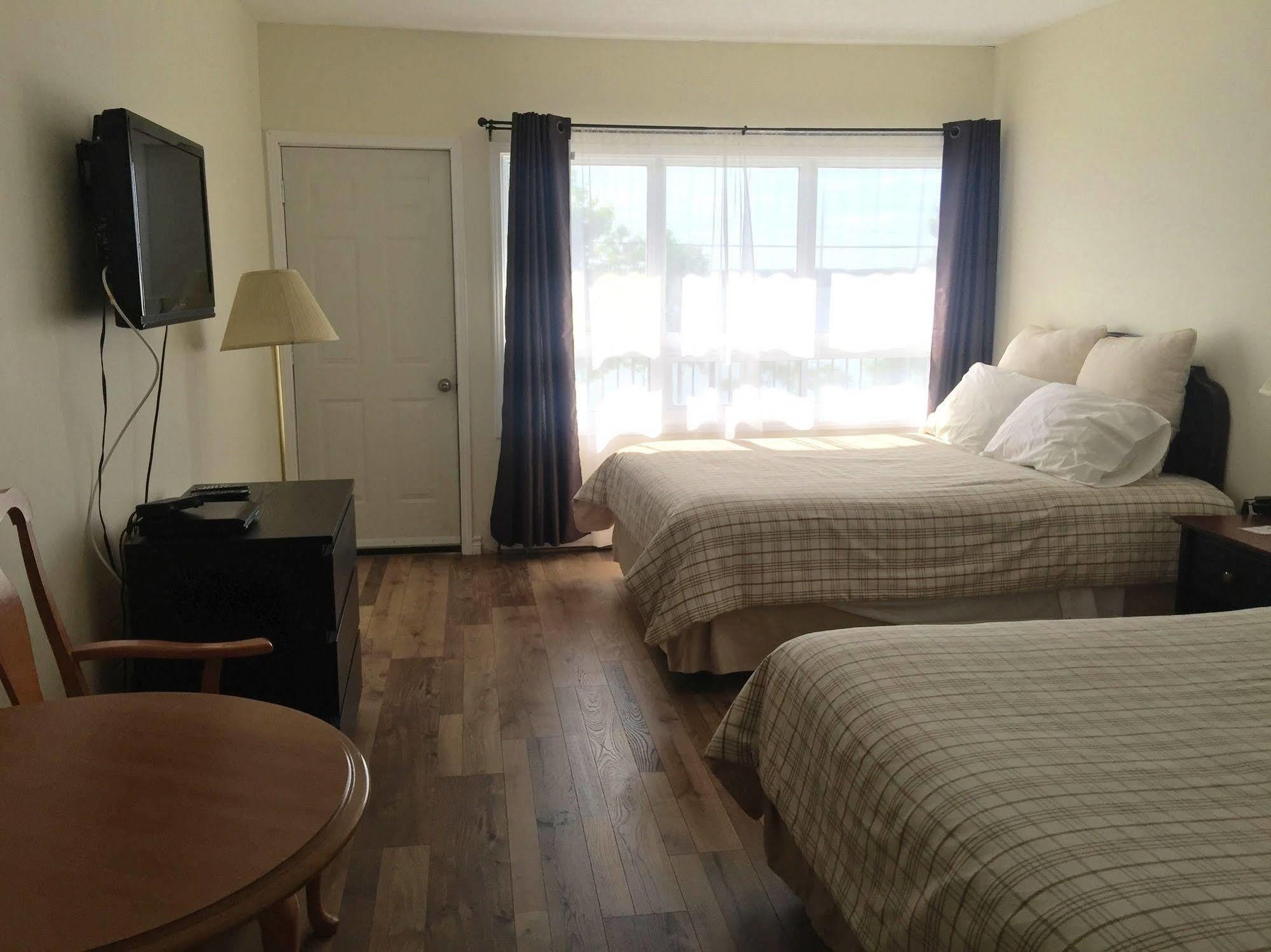 Lakeside Inn أوريليا المظهر الخارجي الصورة